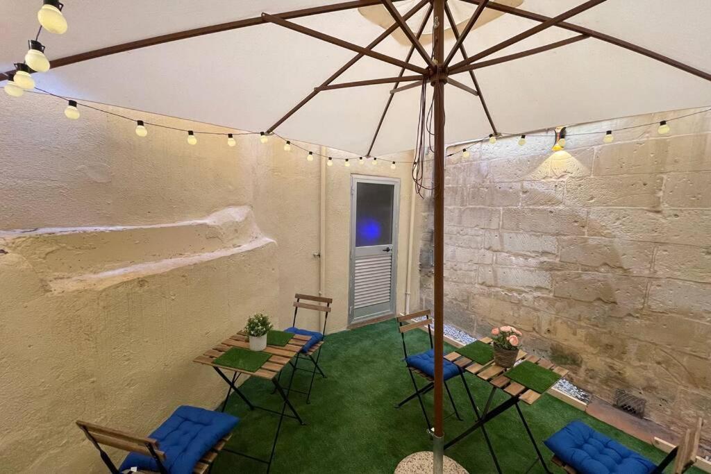 2 Bed Apt In Heart Of St Julians - 5Min From Seafront St. Julian's Exterior foto
